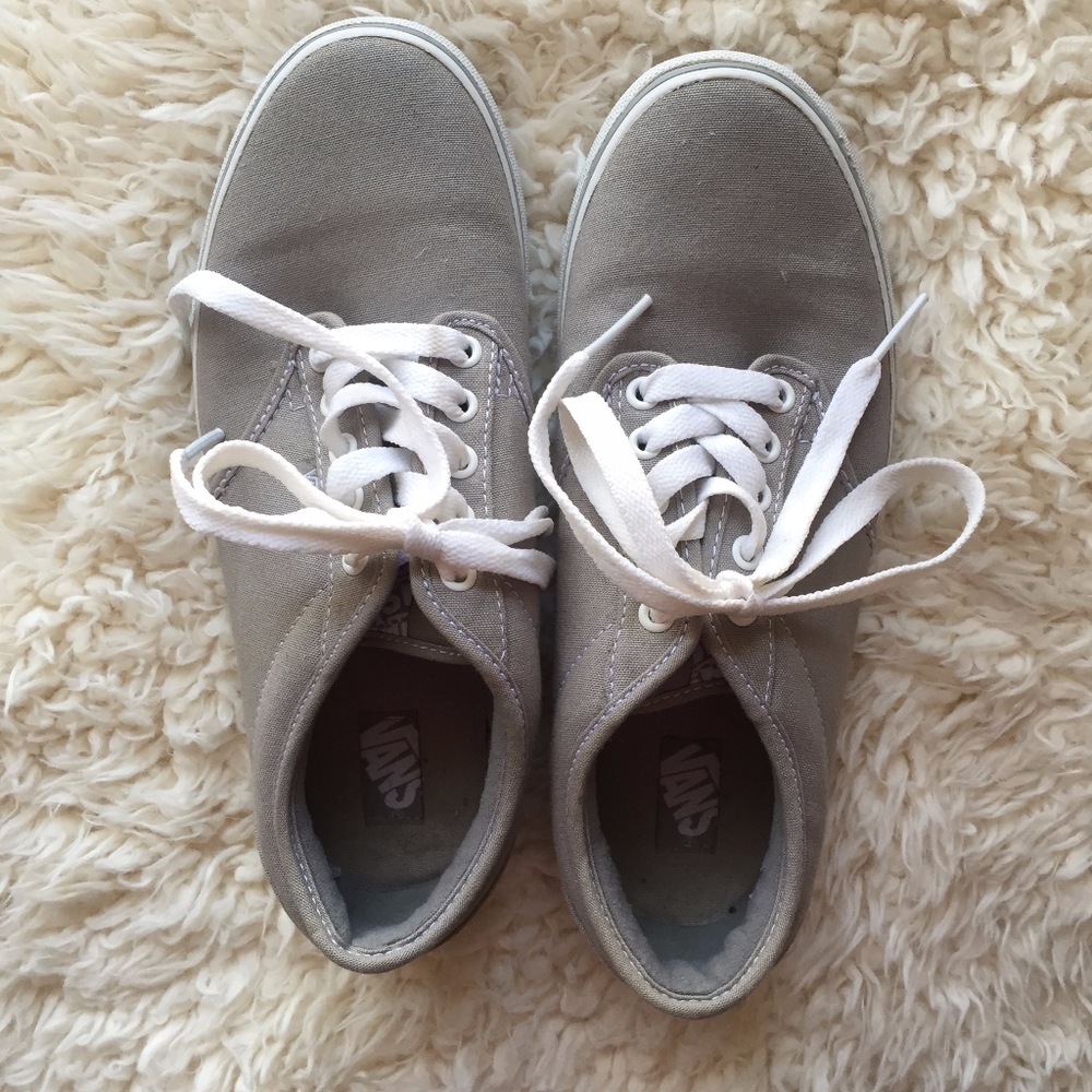 Vans Sneakers -- Size 9